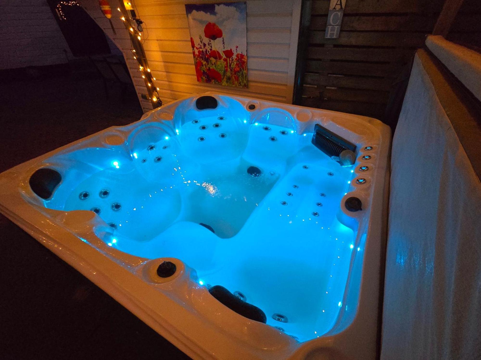 De Corner Van Zeeland Met Jacuzzi Sint Annaland Exterior photo